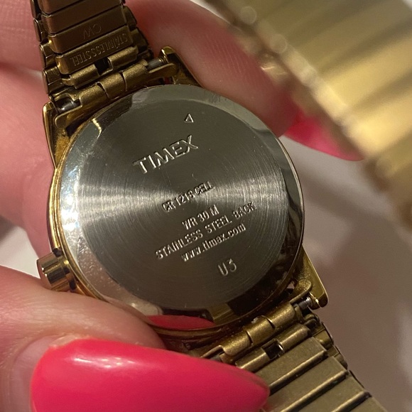 Vintage Timex Indiglo watch - Picture 2 of 2